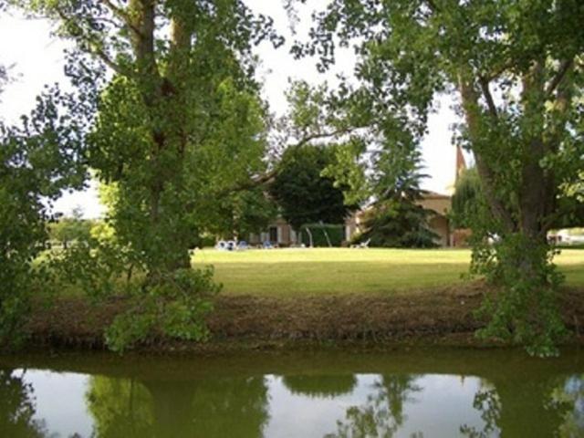 Bed and Breakfast Le Platane Lafrancaise Екстер'єр фото